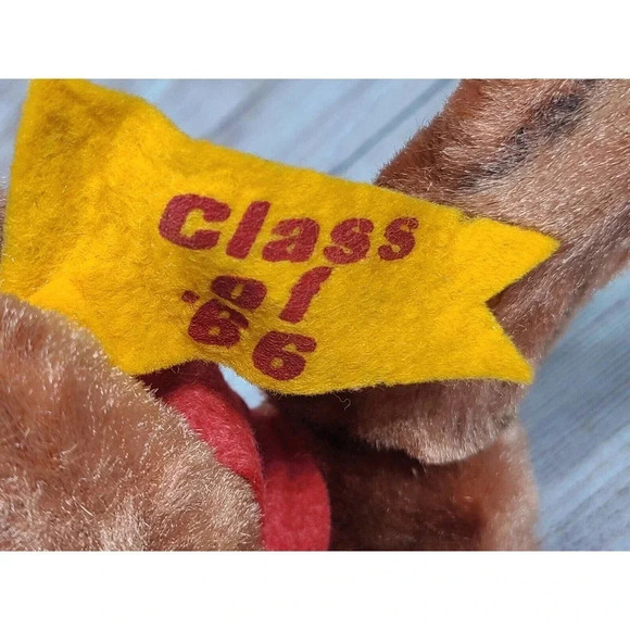 Vintage Gopher School Mascot Stuffed Animal Class Of '66 PS Brown Red 7" - Picture 7 of 8